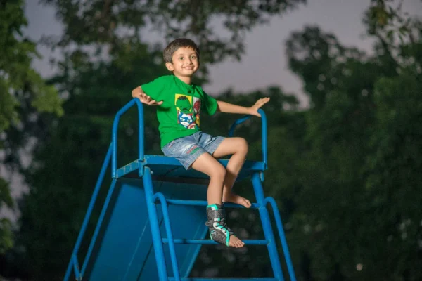 ankle brace, black, child, 1 unit